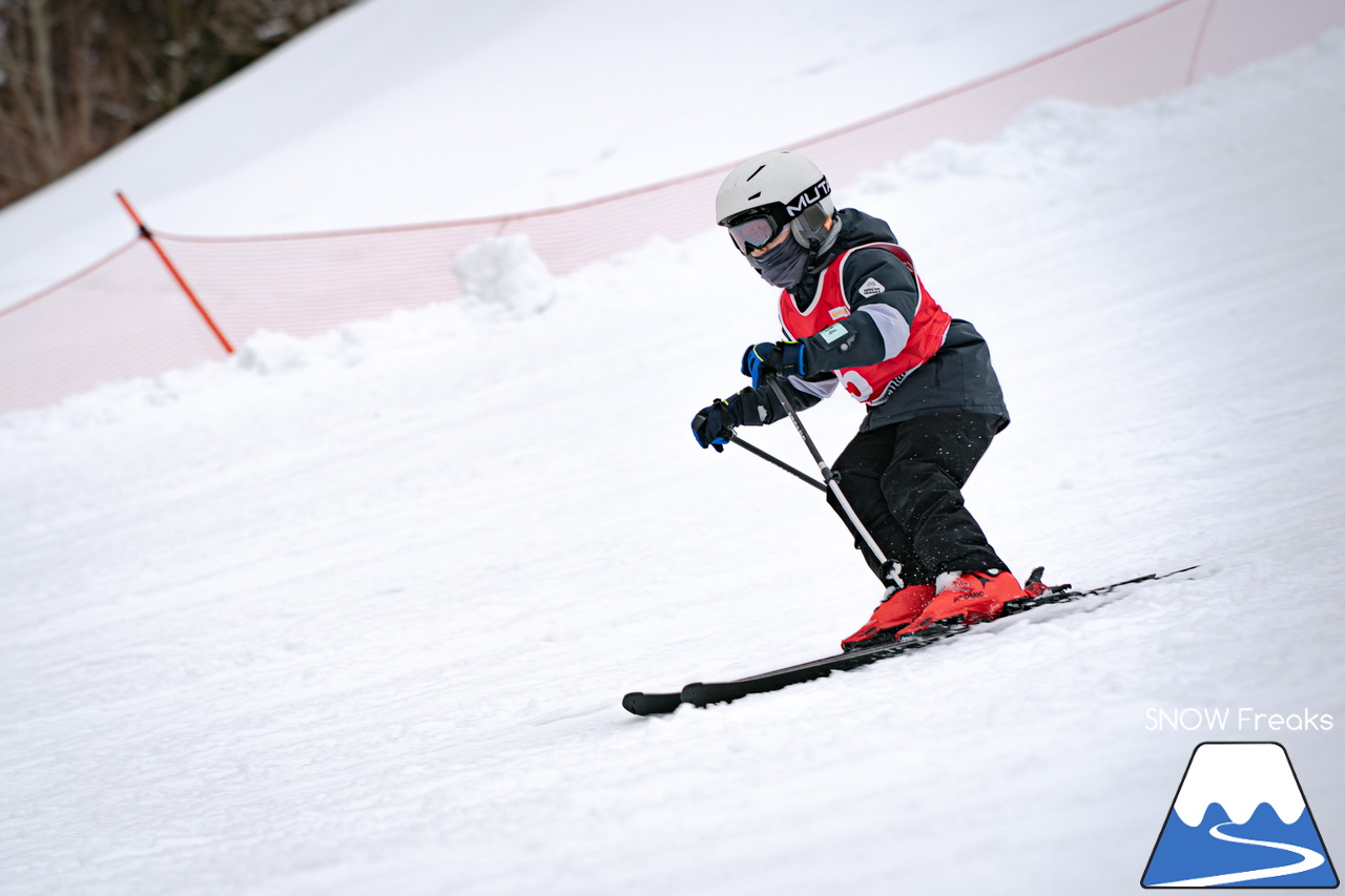 なんと約10年ぶりの「技術選」撮影?! PREMIER SKI ACADEMY presents 『2026プレミアカップ・スキー技術選』レポート！｜朝里川温泉スキー場